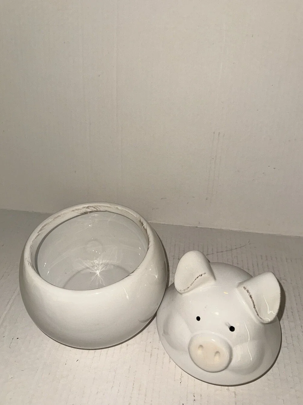 White Ceramic Pig Jar With Lid 7” Farmhouse Kitchen Canister Country Decor